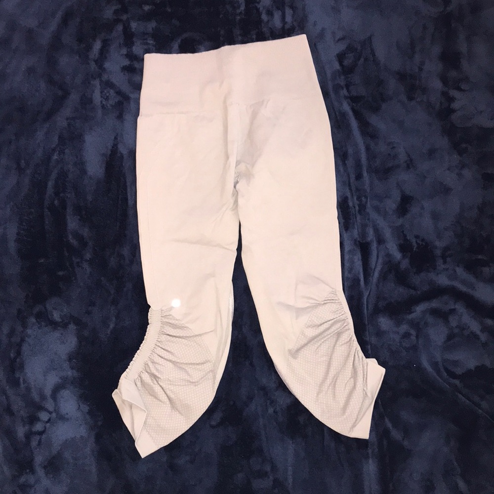 Lululemon athletica Taryn Toomey collection crop